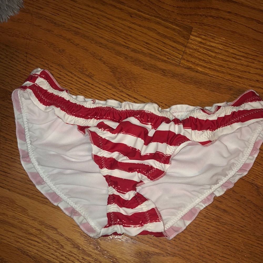 CUTE BATHING SUIT BOTTOM